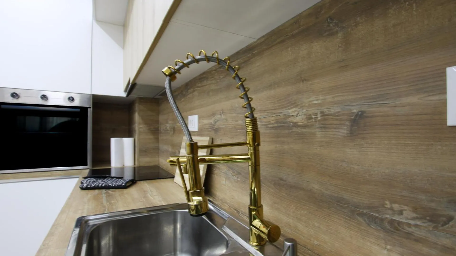 Apartment'S Cosy Tiran