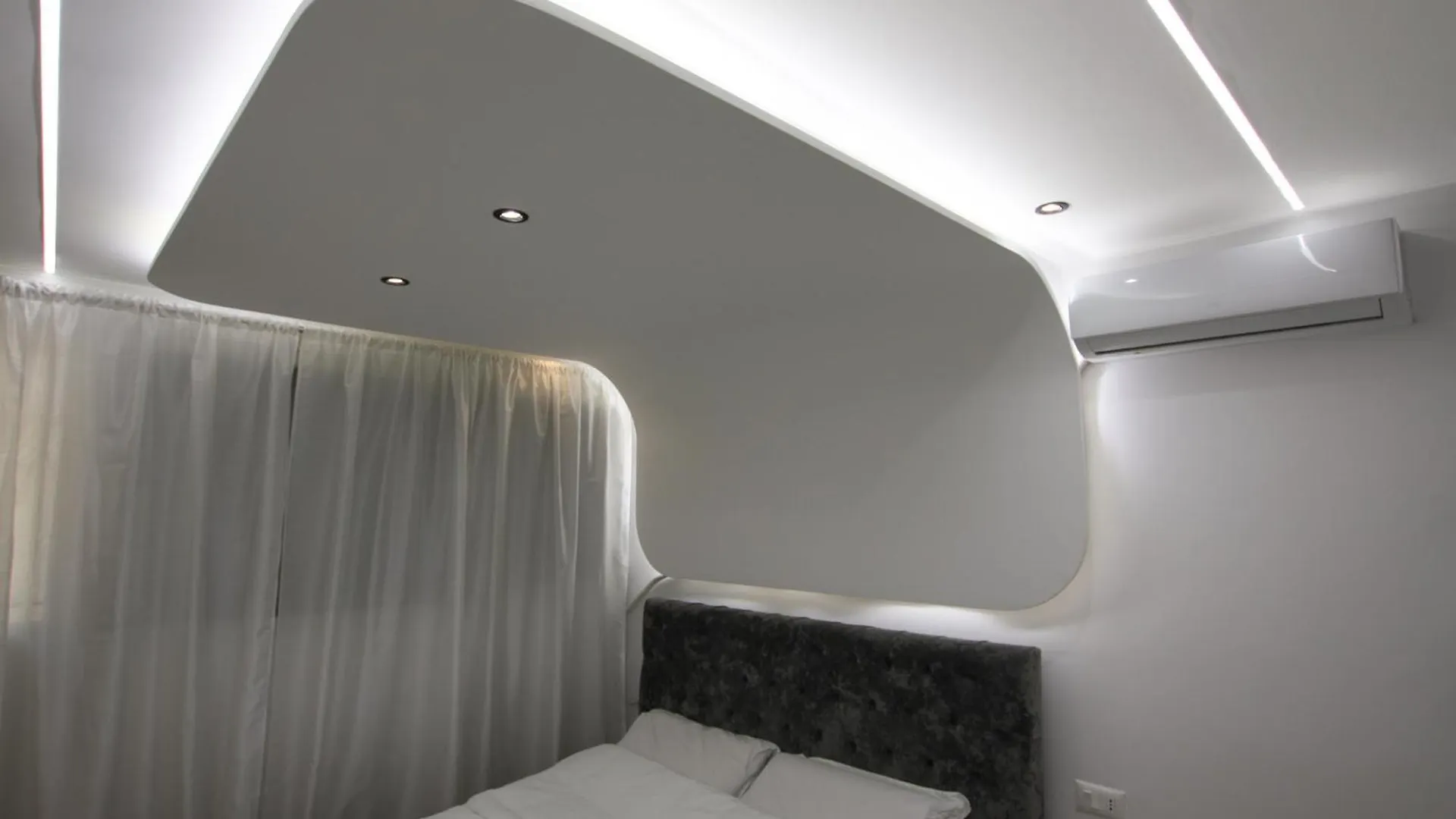 Daire Apartment'S Cosy Tiran